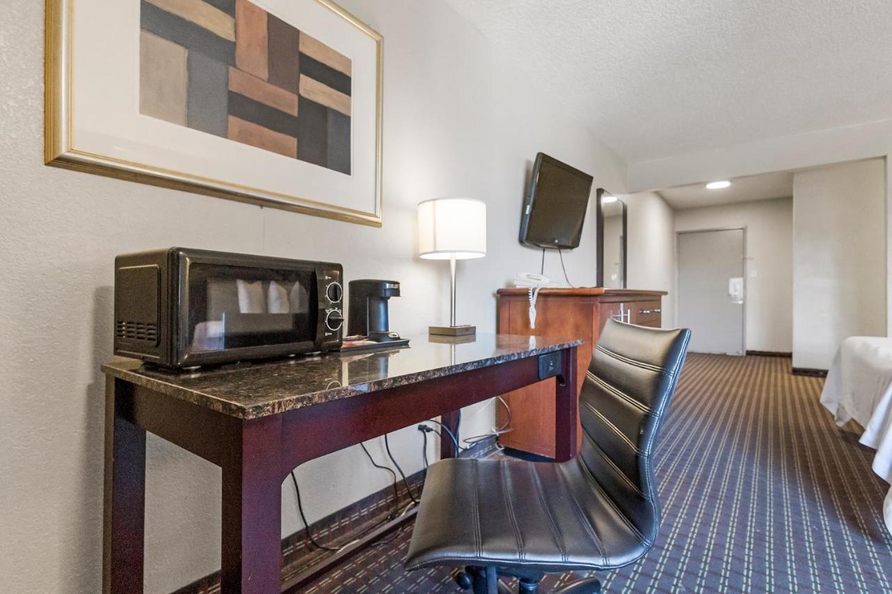 Heritage Inn Express Hayward Luaran gambar