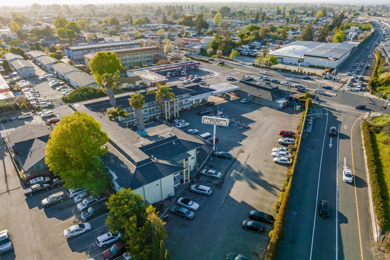 Heritage Inn Express Hayward Luaran gambar