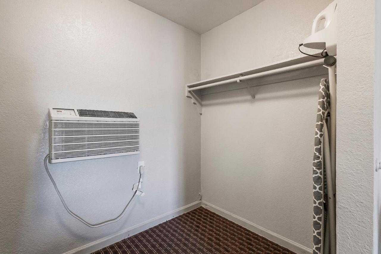 Heritage Inn Express Hayward Luaran gambar