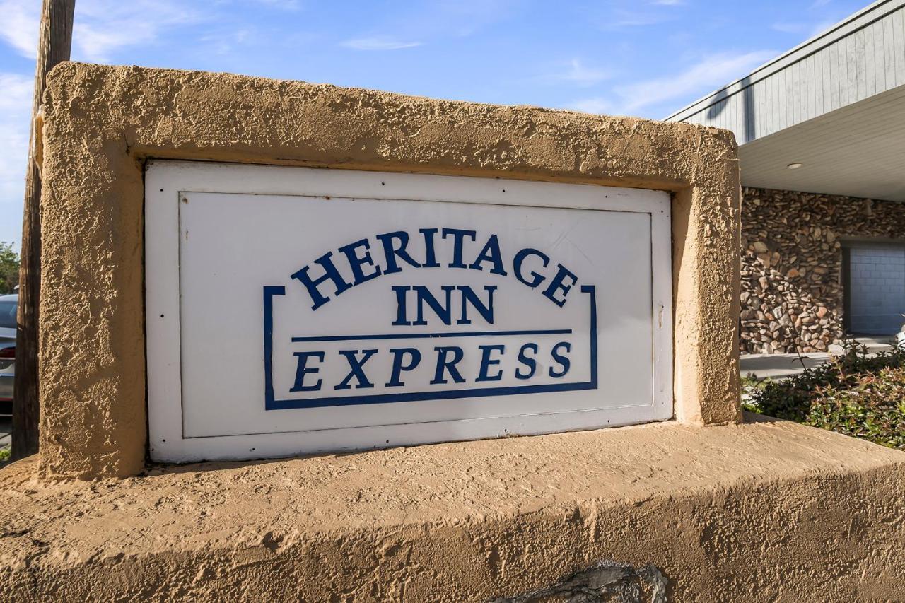 Heritage Inn Express Hayward Luaran gambar