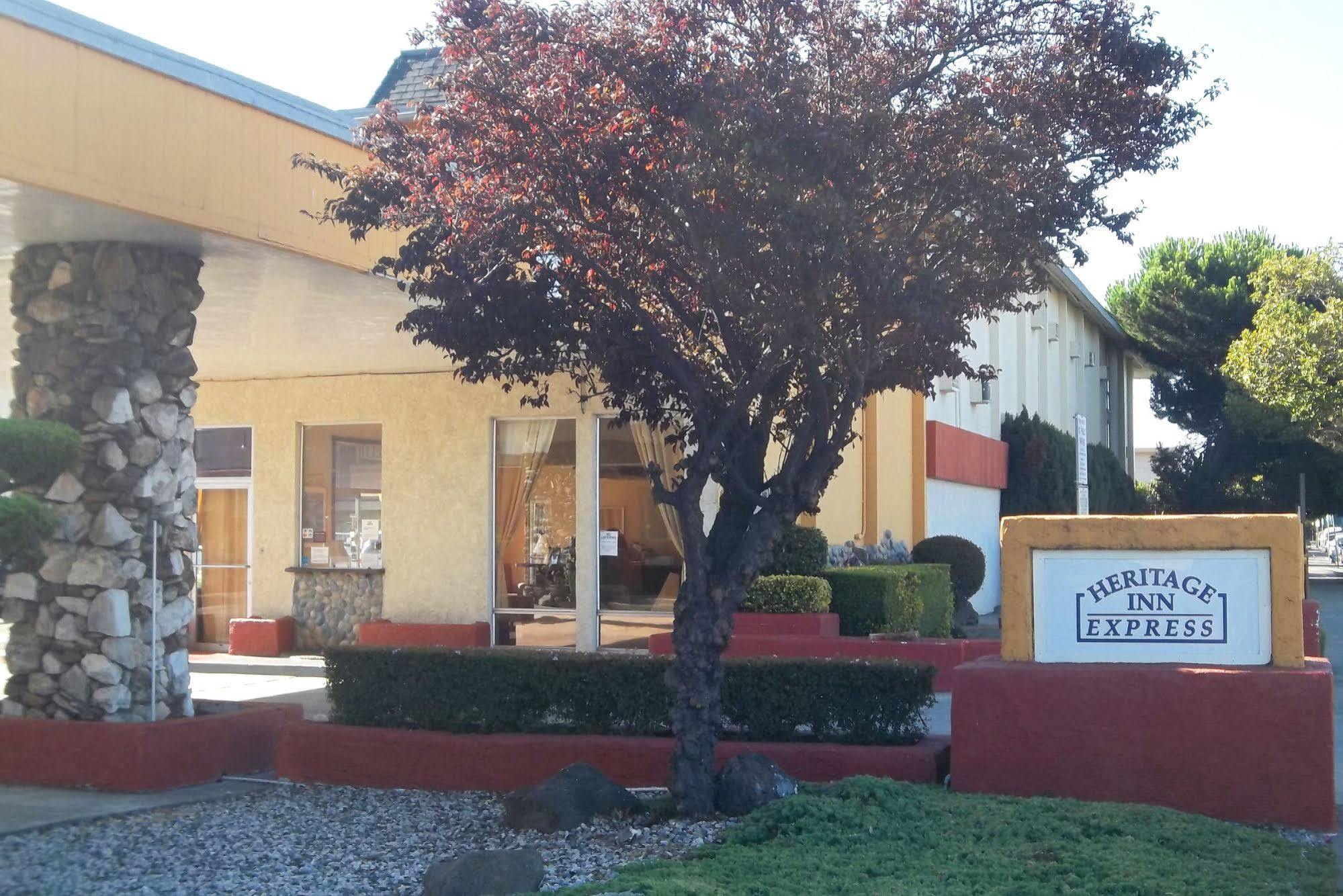 Heritage Inn Express Hayward Luaran gambar